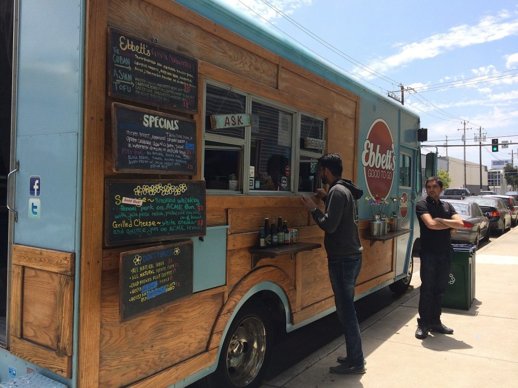 How Should Local Government Deal With Food Trucks?